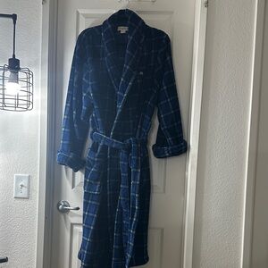 Tommy Bahama Navy and Royal Blue Plush Robe Label